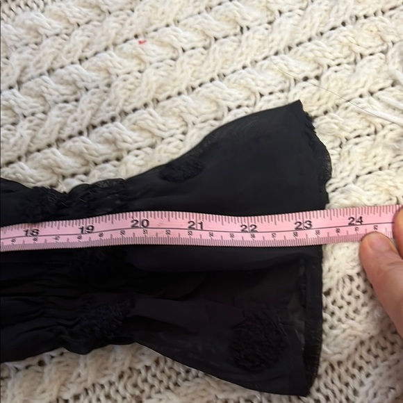 Blu pepper Black Ruffled 3/4 Sleeve Blouse - Picture 14 of 16